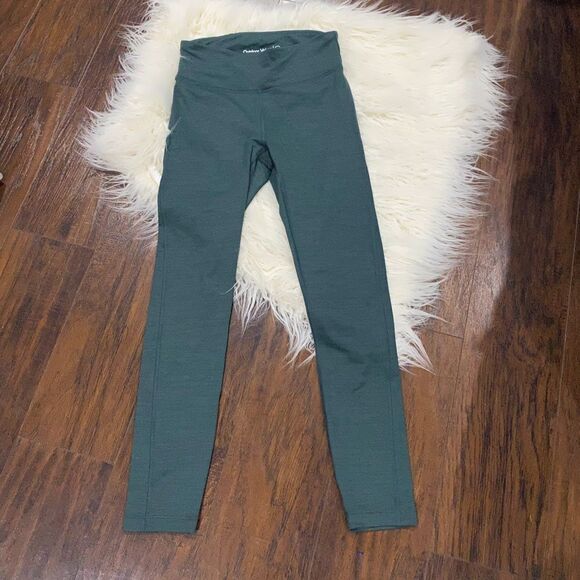 Outdoor Voices 3/4 Leggings in Hunter Green - Picture 3 of 6